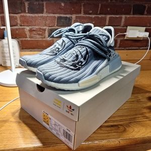 *sold elsewhere* M 9.5 NMD HU Human Race Billionaire Boys Club.